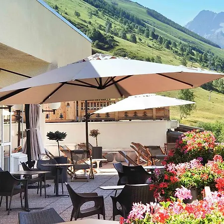 호텔 Mercure Les Deux-alpes 1800 4*